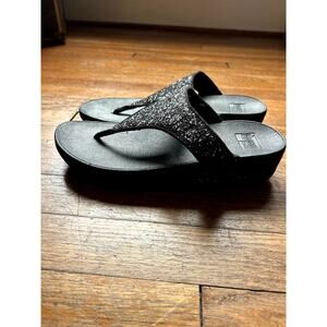 FitFlop Women's Lulu Glitter Toe Post Sandals Black Women's Size 9